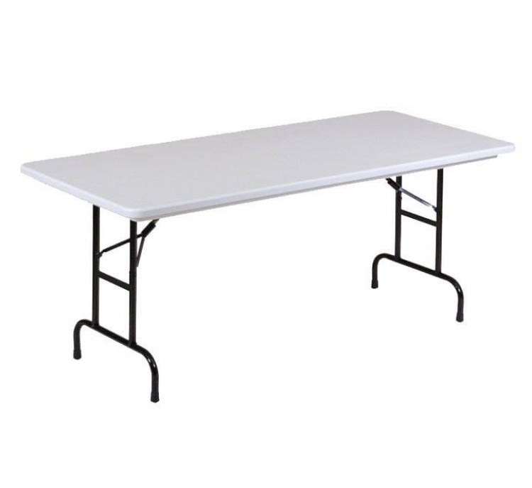 8’ banquet tables